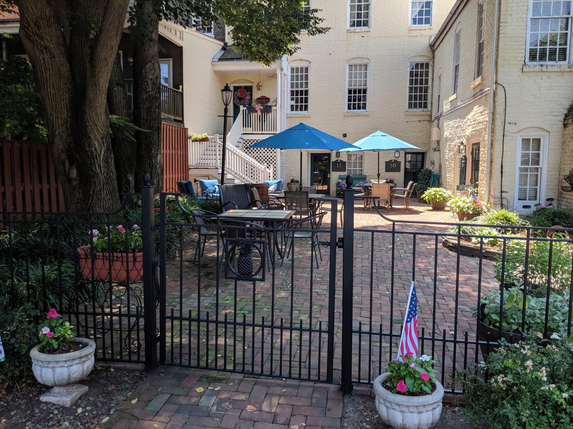 The Richard Johnston Inn & 1890 Caroline House 프레드릭스버그 외부 사진