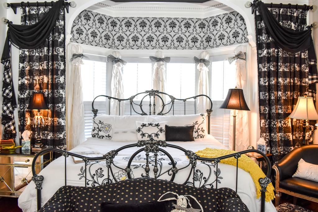 The Richard Johnston Inn & 1890 Caroline House 프레드릭스버그 외부 사진