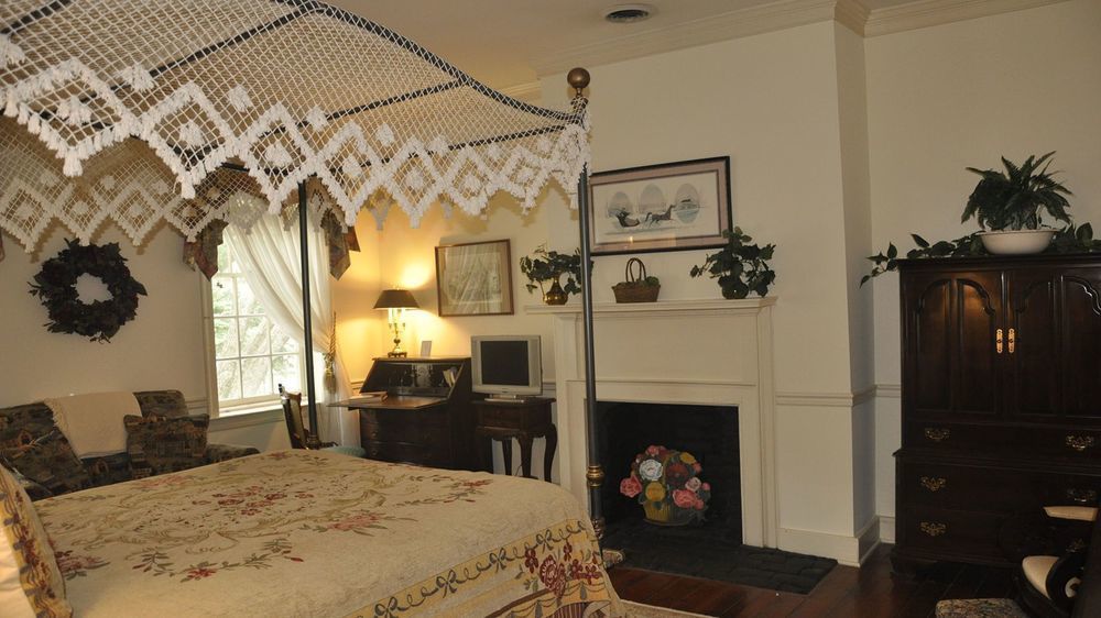 The Richard Johnston Inn & 1890 Caroline House 프레드릭스버그 외부 사진